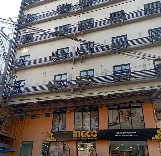 St. Marvin Makati M207 *